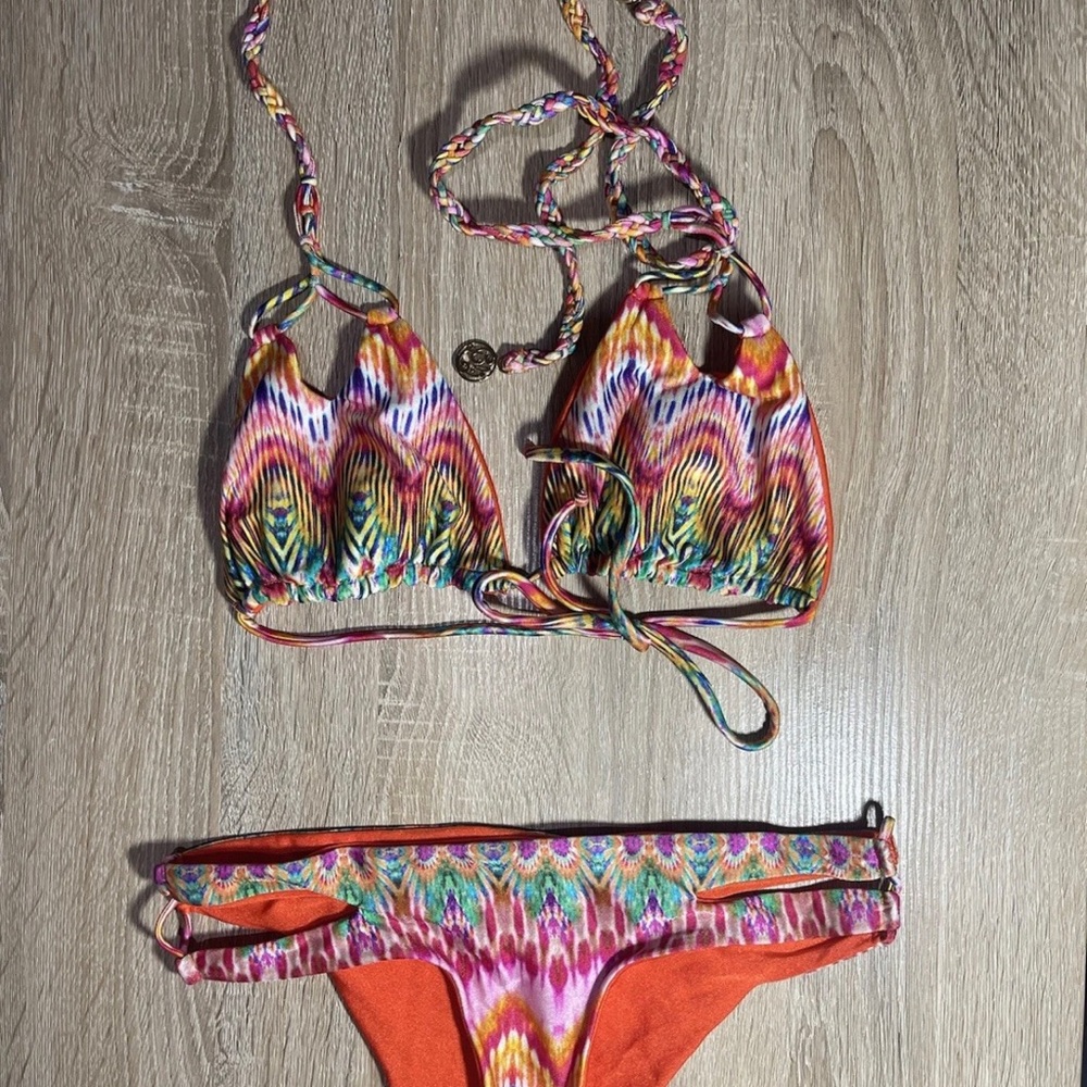Luli Fama Reversible Red Pink Multicolored Bikini 👙Top M Bottom XS🪸 EXCELLENT!
